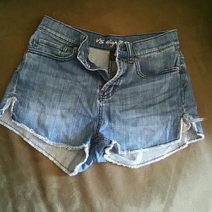 VS high-waisted denim shorts size 0