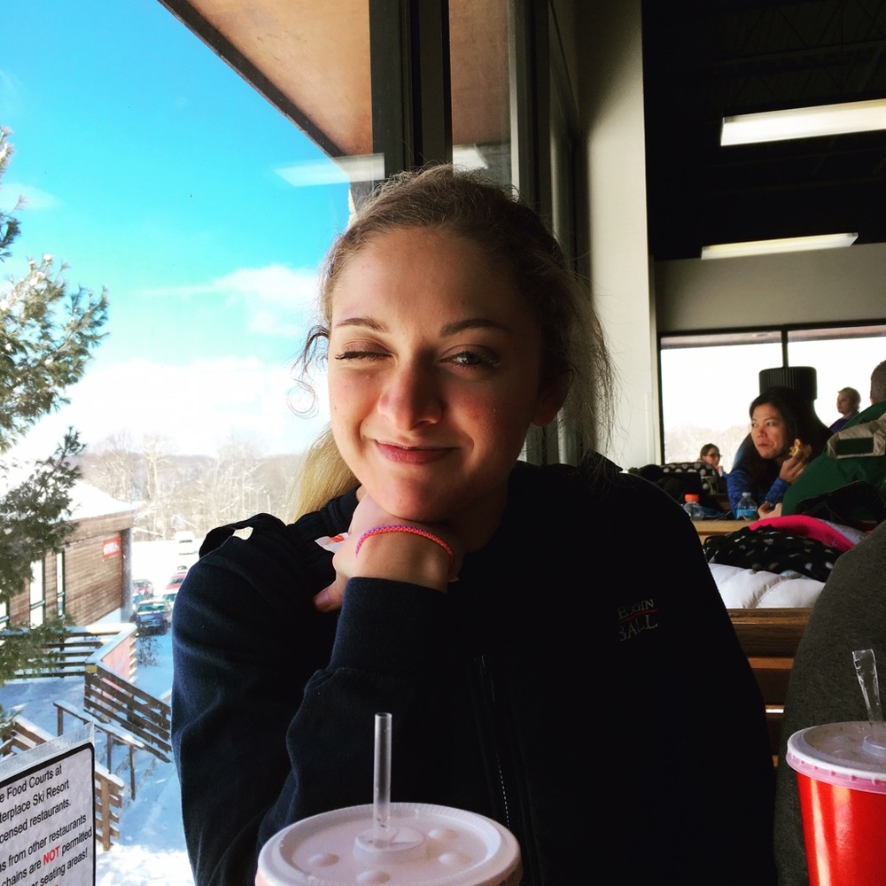 Meet your Posher, Abbey