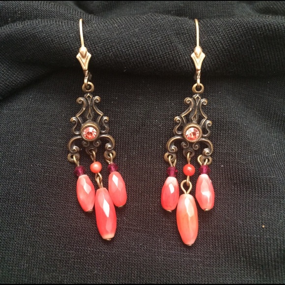 Coral colored 14kt Gold Filled dangle earrings - Picture 1 of 5