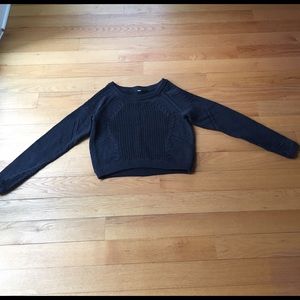 Lululemon sweater, size 6