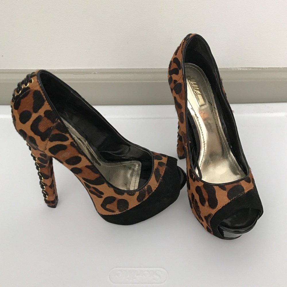 Cheetah prints heels