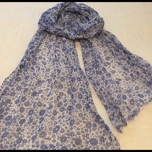 Delicate blue flower scarf
