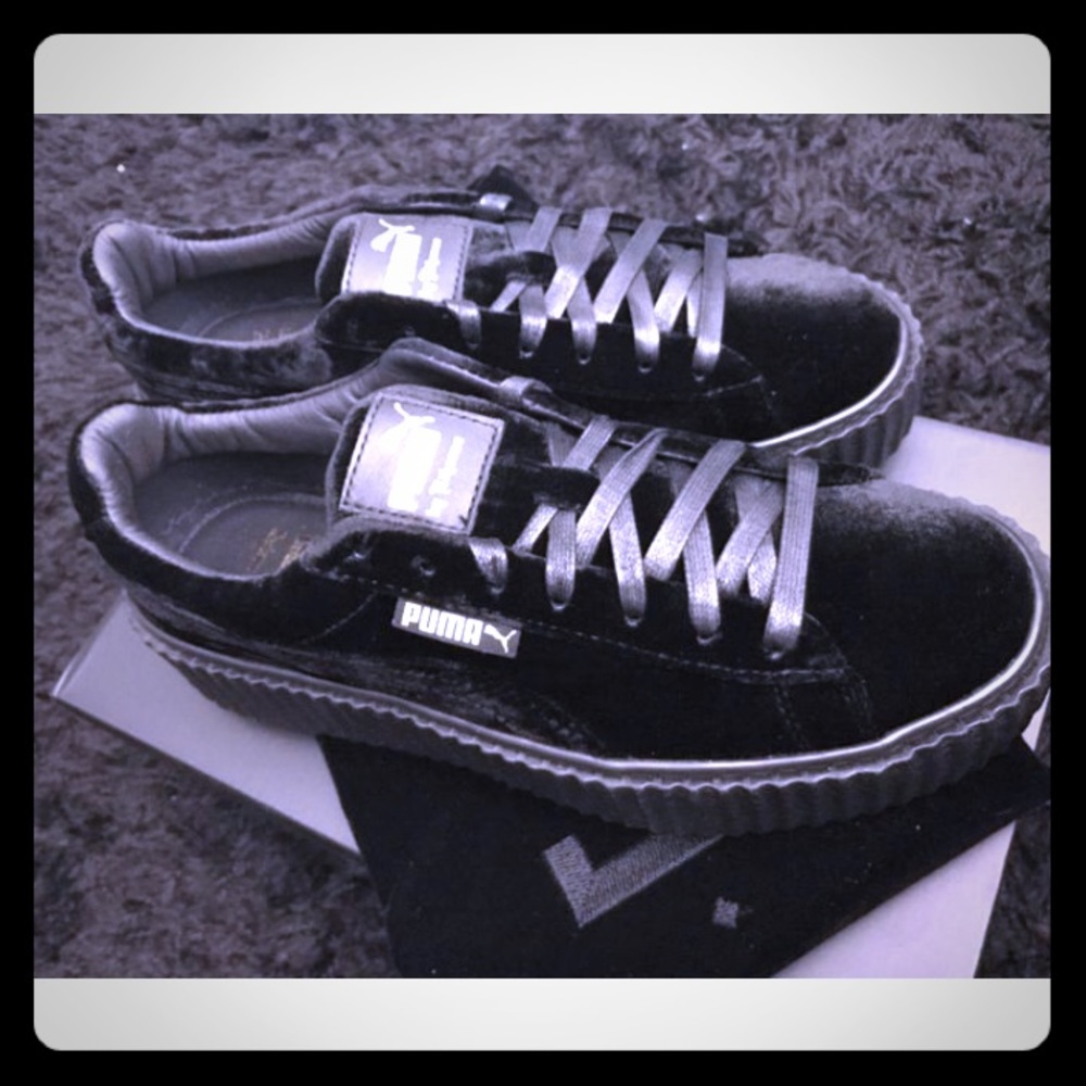 FENTY X PUMA - RIHANNA VELVET CREEPERS