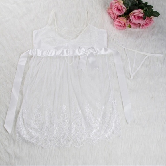 White Lace Lingerie, Nightwear !!FIRM PRICE!! - Picture 3 of 7