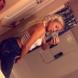 Meet your Posher, Katelin