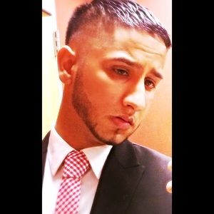 Meet your Posher, Alex