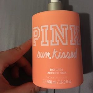 PINK -sun kissed body lotion