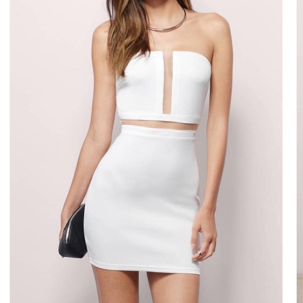 WHITE STRAPLESS MESH INSERTS BODYCON DRESS