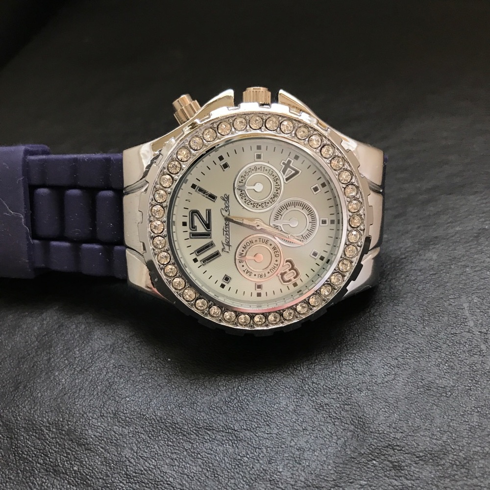 Montres Carlo Watch w/ Rubber Watch Band