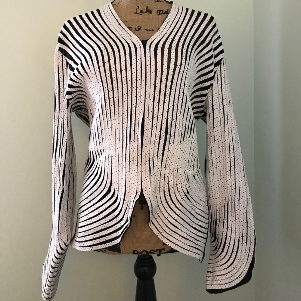 Beautiful zip jacket
