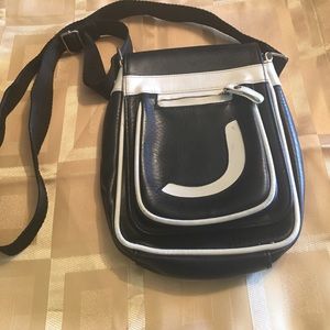 Joico Cross body purse