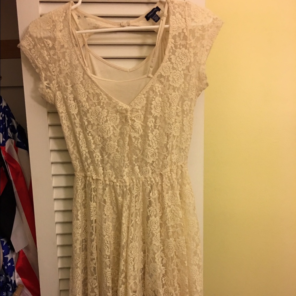EUC AEO CREAM LACE DRESS XXS