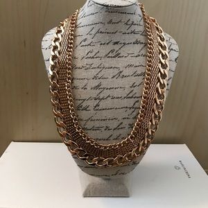 Gold chain necklace
