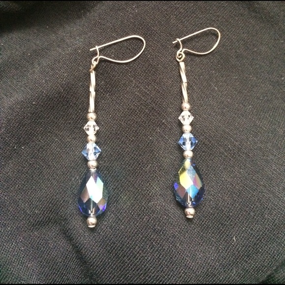 Handmade blue crystal earrings - Picture 2 of 4