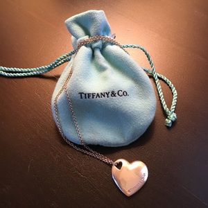 VDAY LOW PRICE Tiffany & Co. Heart Cutout Necklace