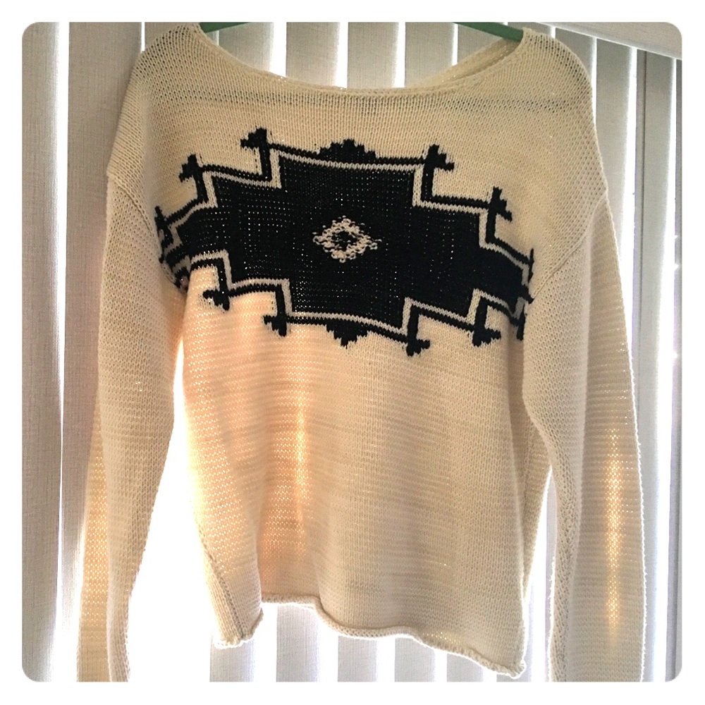 Worn once Ralph Lauren size large cream sweater