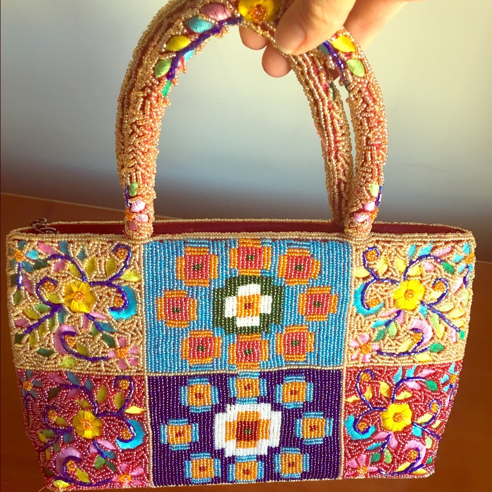 NWOT Unique beaded and stitched handbag