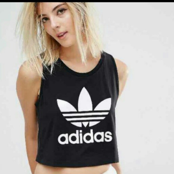 LAST ONE!!! Adidas Loose Trefoil Crop Top NWT - Picture 2 of 6