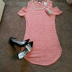 Short coral T-shirt dress (SOLD)