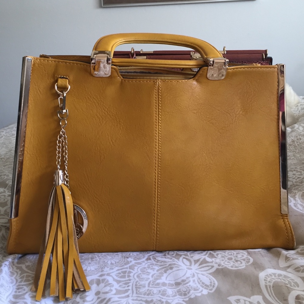 Mustard yellow hand bag
