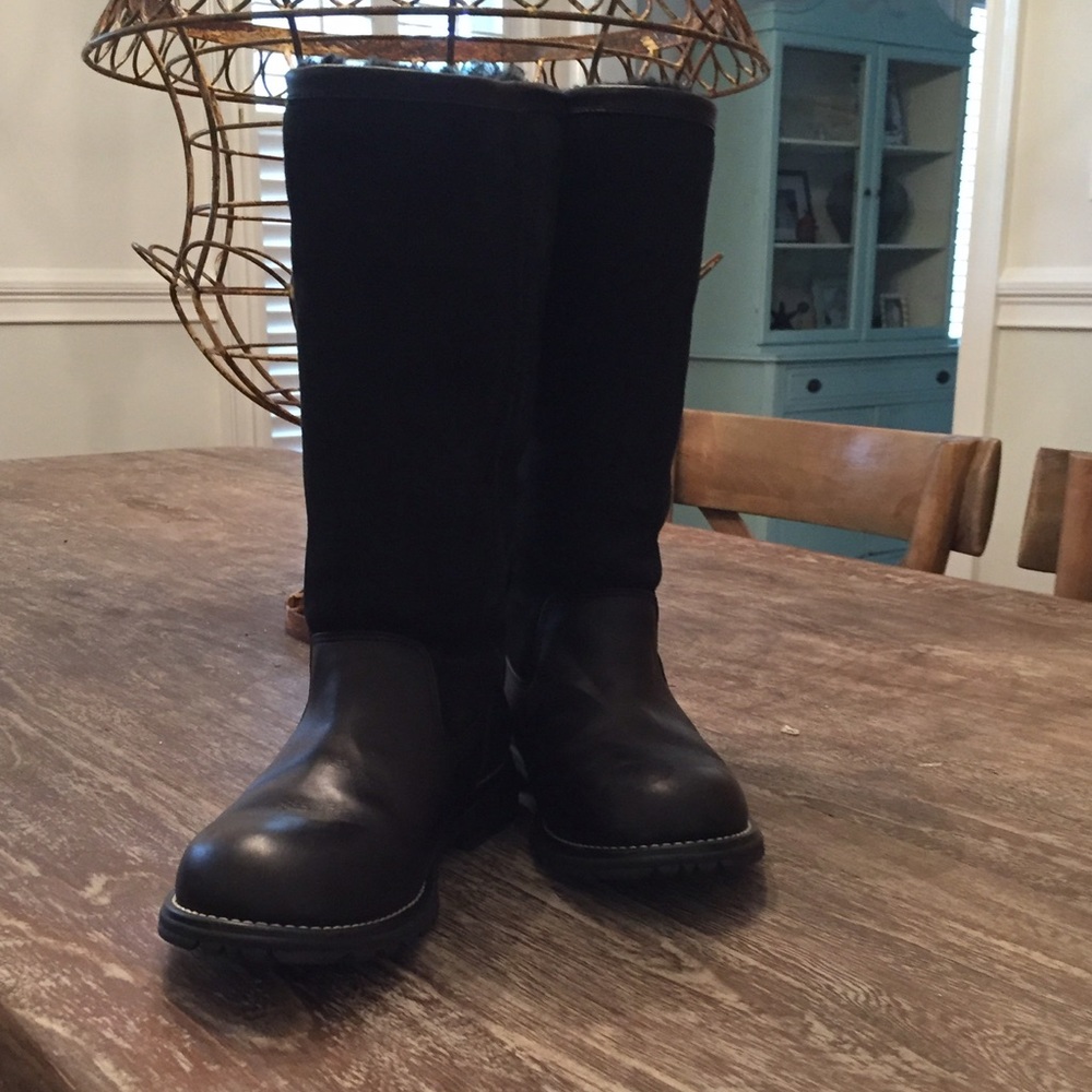 UGG Brooks Boots