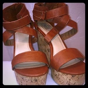 NEW Brown Wedge Strappy Sandals Size 6