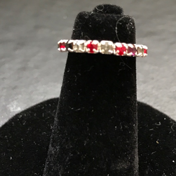 I LOVE TOE RINGS!!!! - Picture 2 of 6