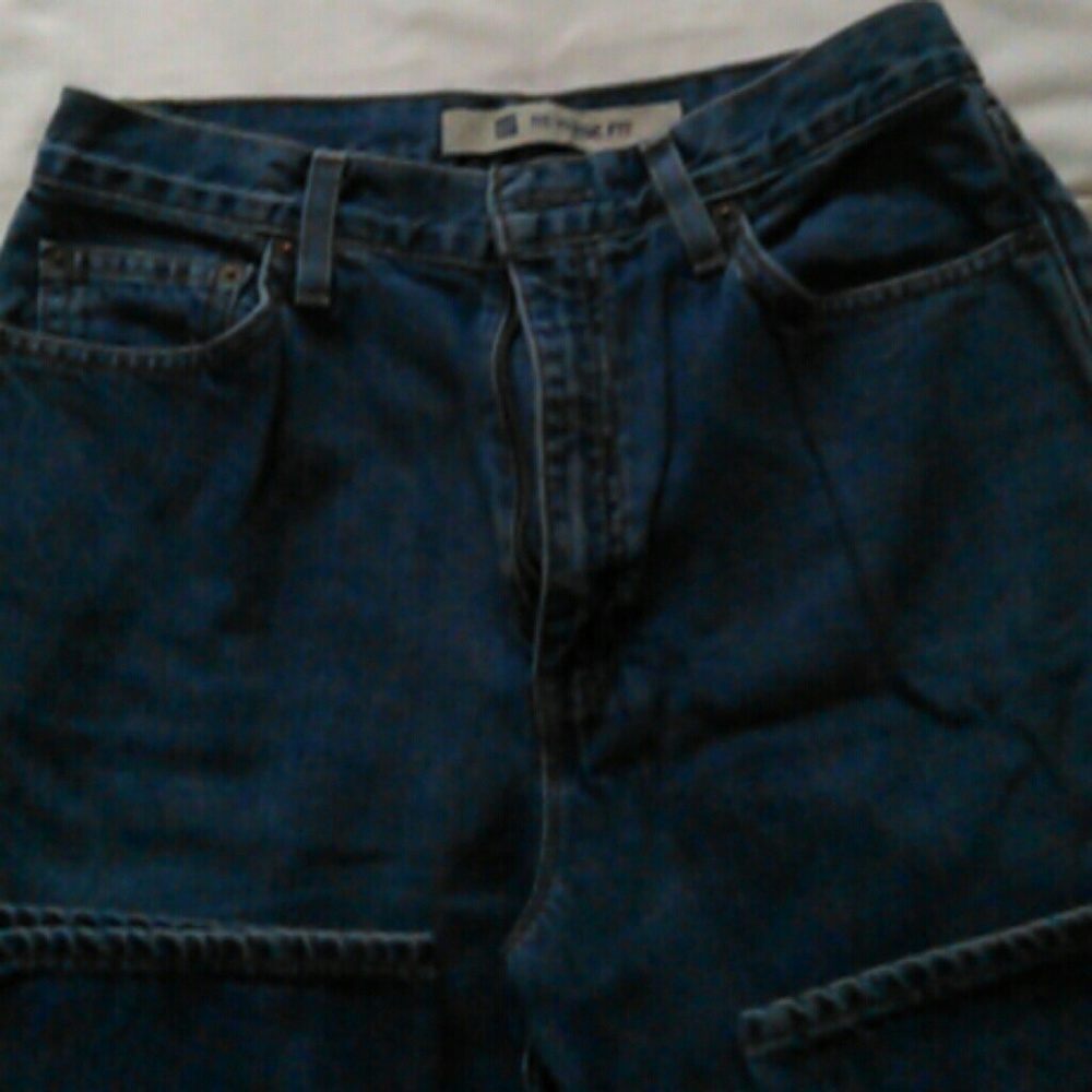 2 pair gap jeans