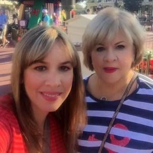 Meet your Posher, Isabel