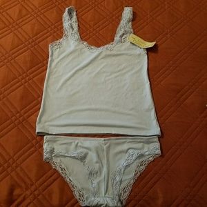 *SALE* NWT Lady Princess Lingerie Set