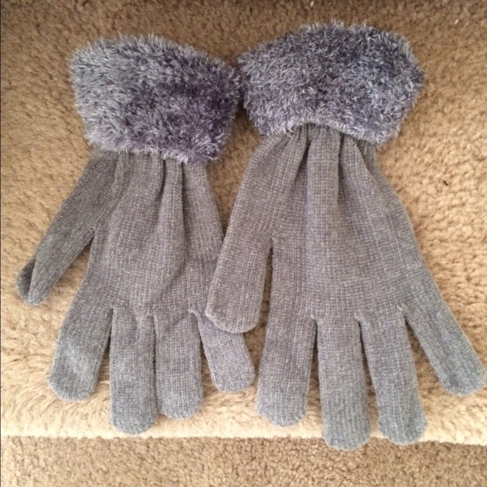 Grey Gloves.
