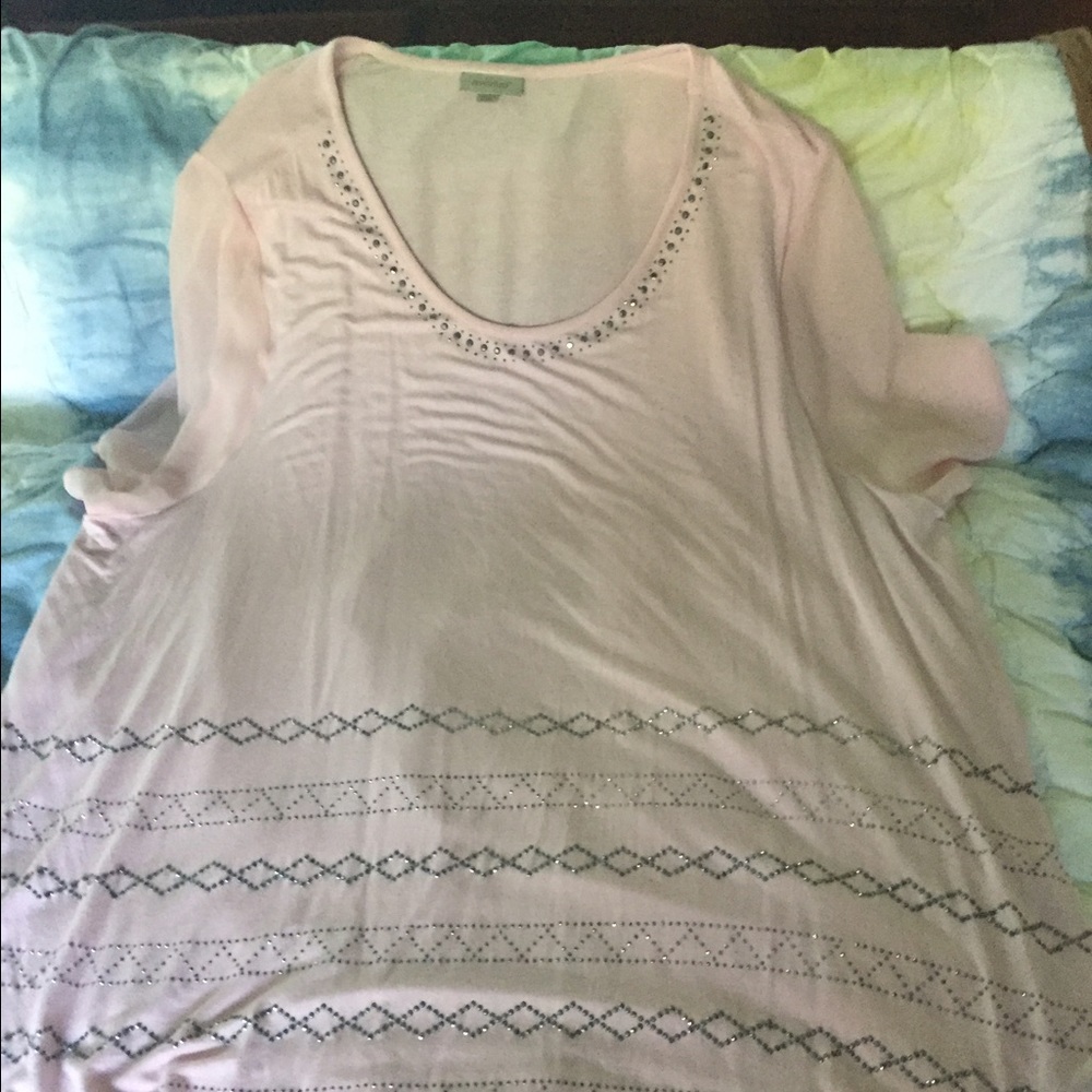Pale pink blouse by Avenue with crystals