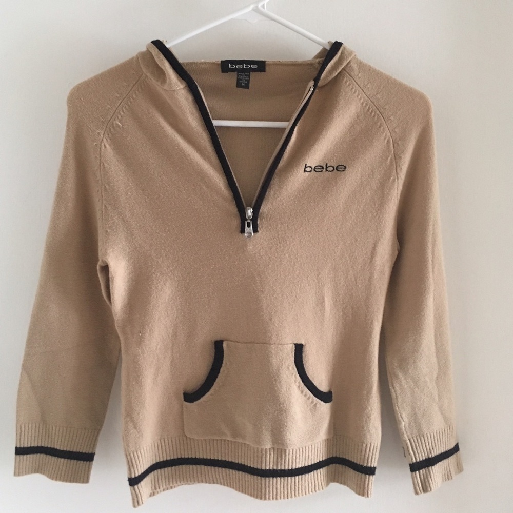 Bebe 3/4 pullover hooded long sleeve shirt