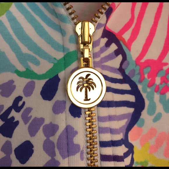 Lilly Pulitzer Reagan zip-up - Picture 5 of 6