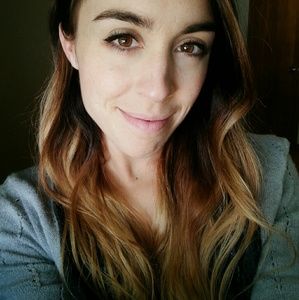 Meet your Posher, Noemie