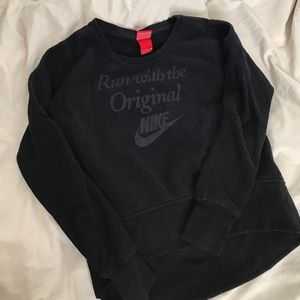 Nike pullover sweatshirt