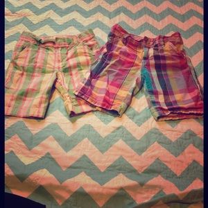 Bundle of 2 shorts!!