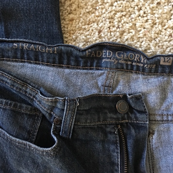 Blue Denim Jeans - Picture 2 of 4