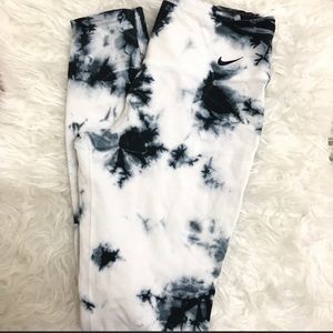 Nike tye dye leggings