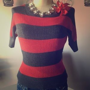 Grey & Red striped short sleeve shirt Fitted Small