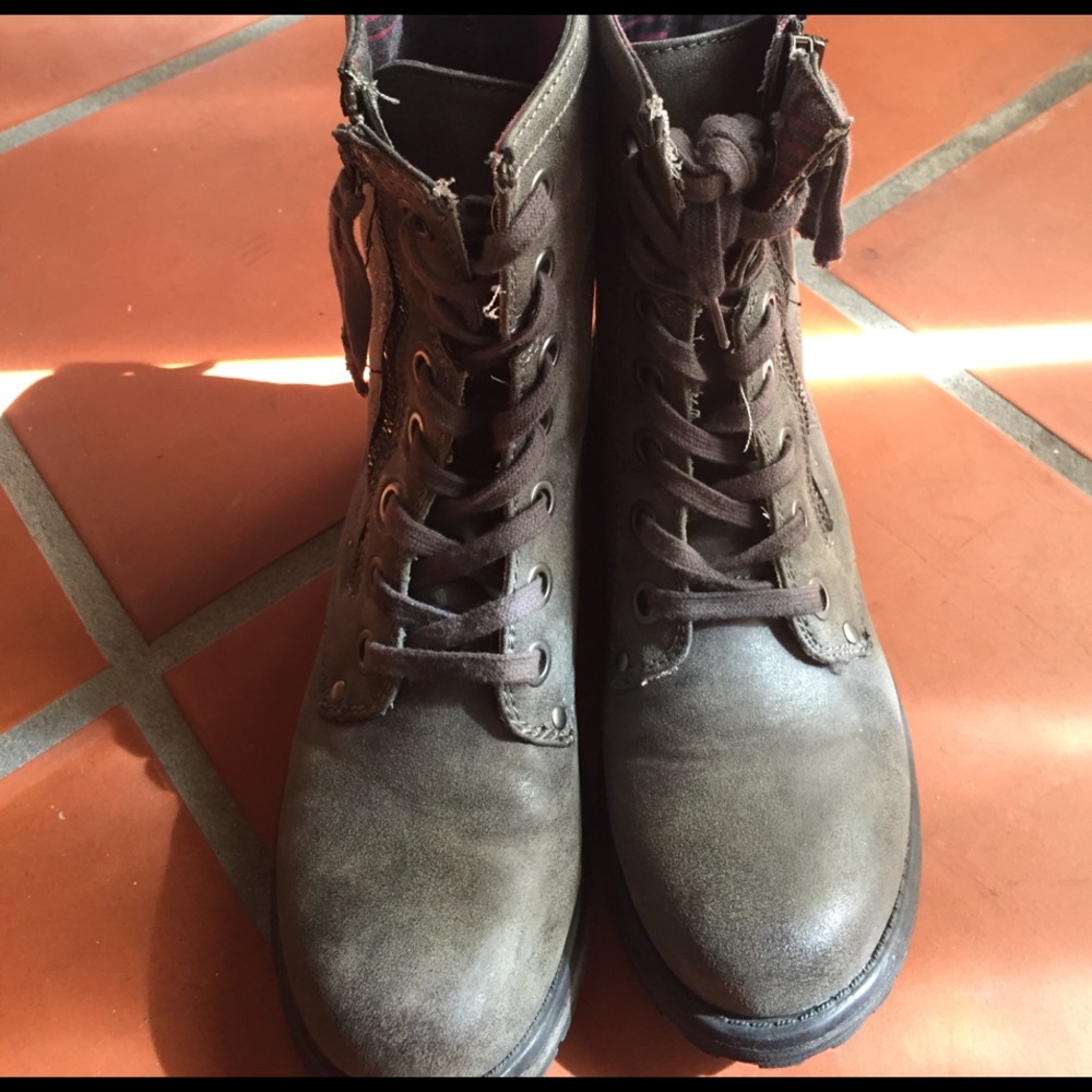 Roxy Combat Boots