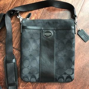 Authentic Coach Swingpack Crossbody Bag