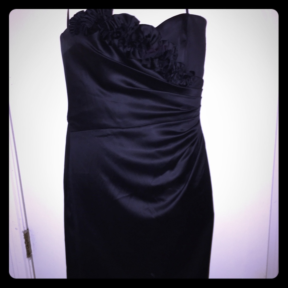 WHITE HOUSE | BLACK MARKET BLACK DRESS