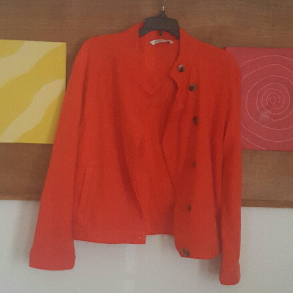 Light weight jacket - Picture 2 of 4