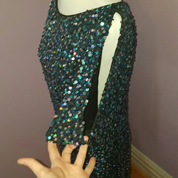 Aidan Sequined Cocktail Dress Sz 2 - Picture 4 of 6