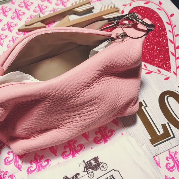 🆕 NWT • Small pink authentic leather Coach purse - Picture 3 of 5