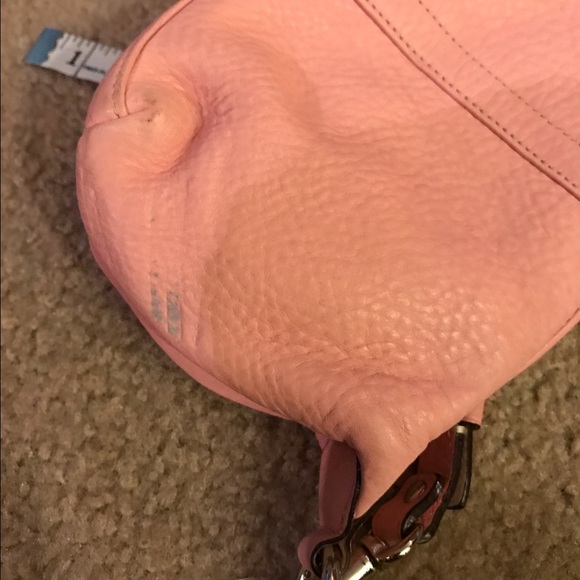 🆕 NWT • Small pink authentic leather Coach purse - Picture 4 of 5
