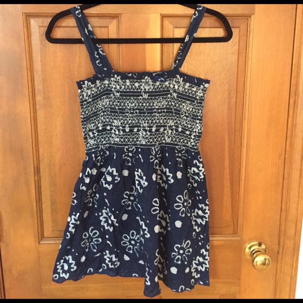 Gap patterned tunic