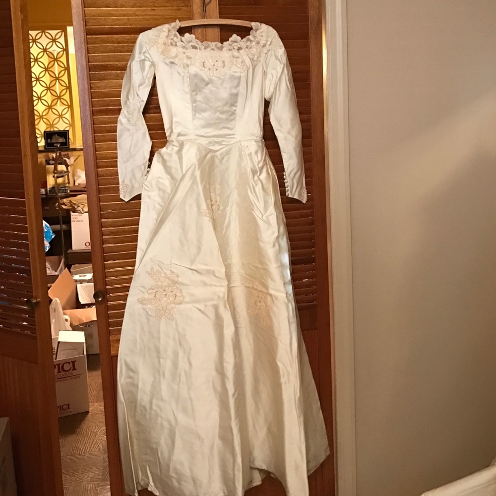 Vintage 1962 stain wedding gown