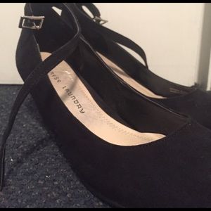 Chinese Laundry low wedges